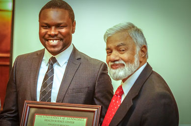 Dr. Akinseye with Dr. Ramanathan at the graduation ceremony