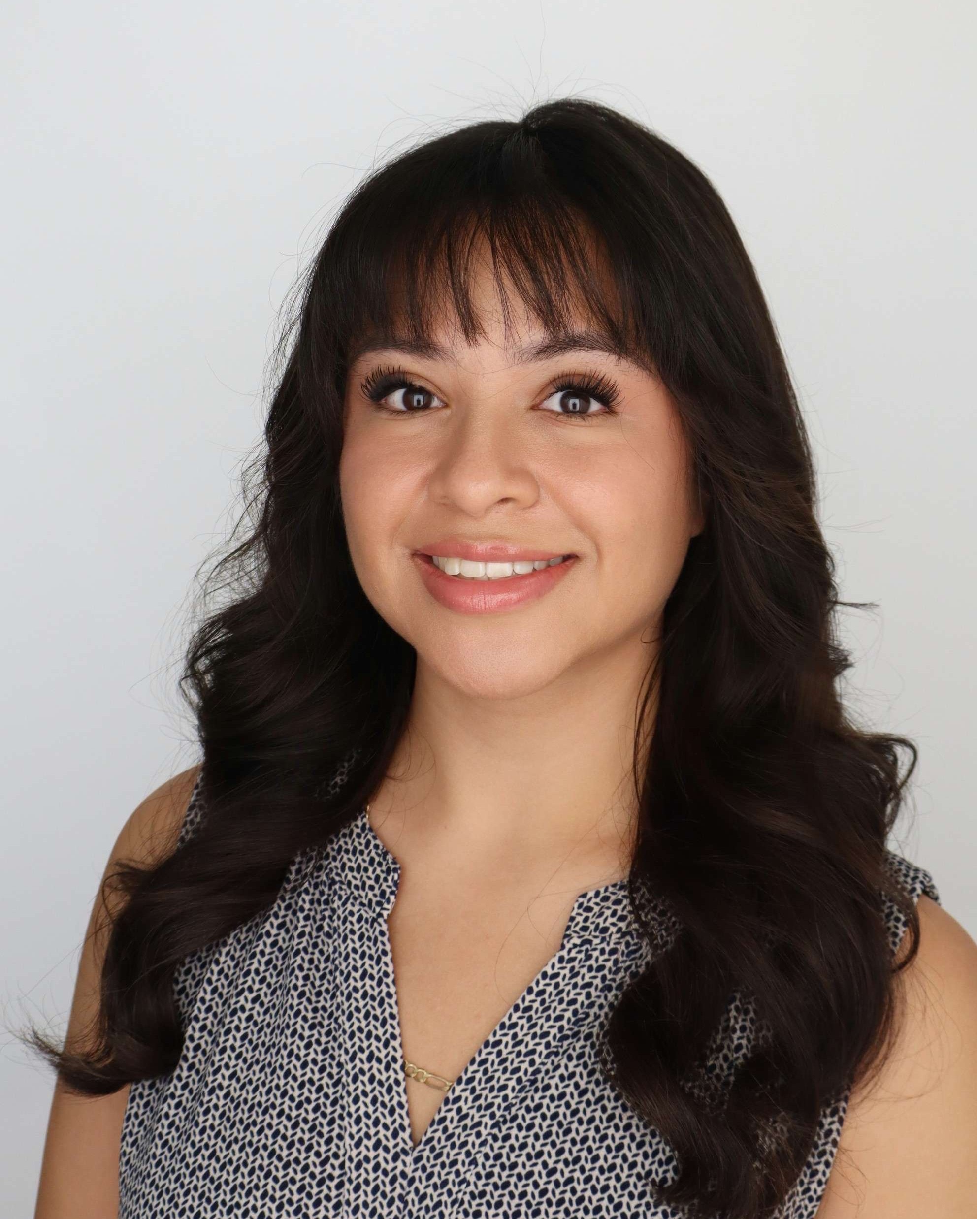 Dr. Nayeli Nevarez Dr. Nayeli Nevarez