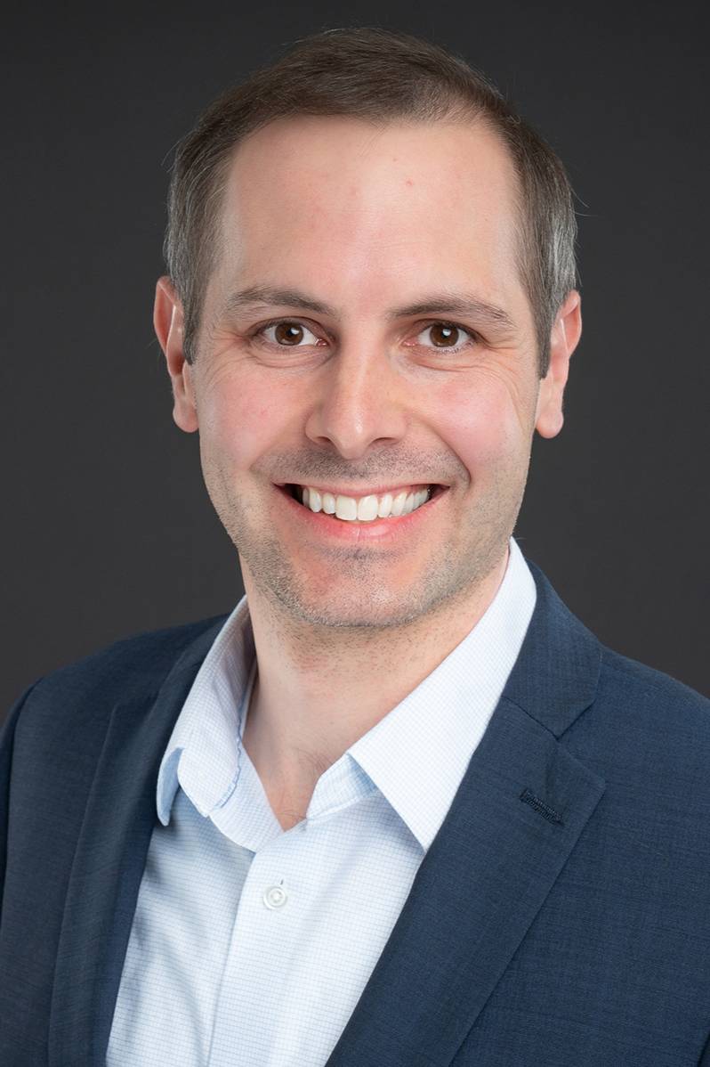 Nathan Gray headshot